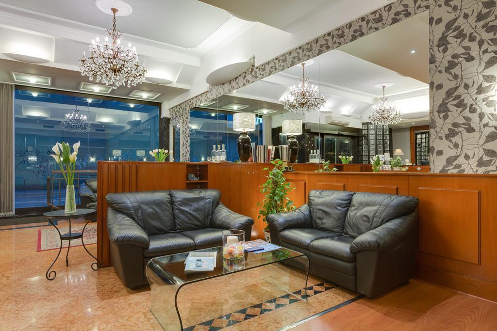 Hotel Roxy Milan Luaran gambar