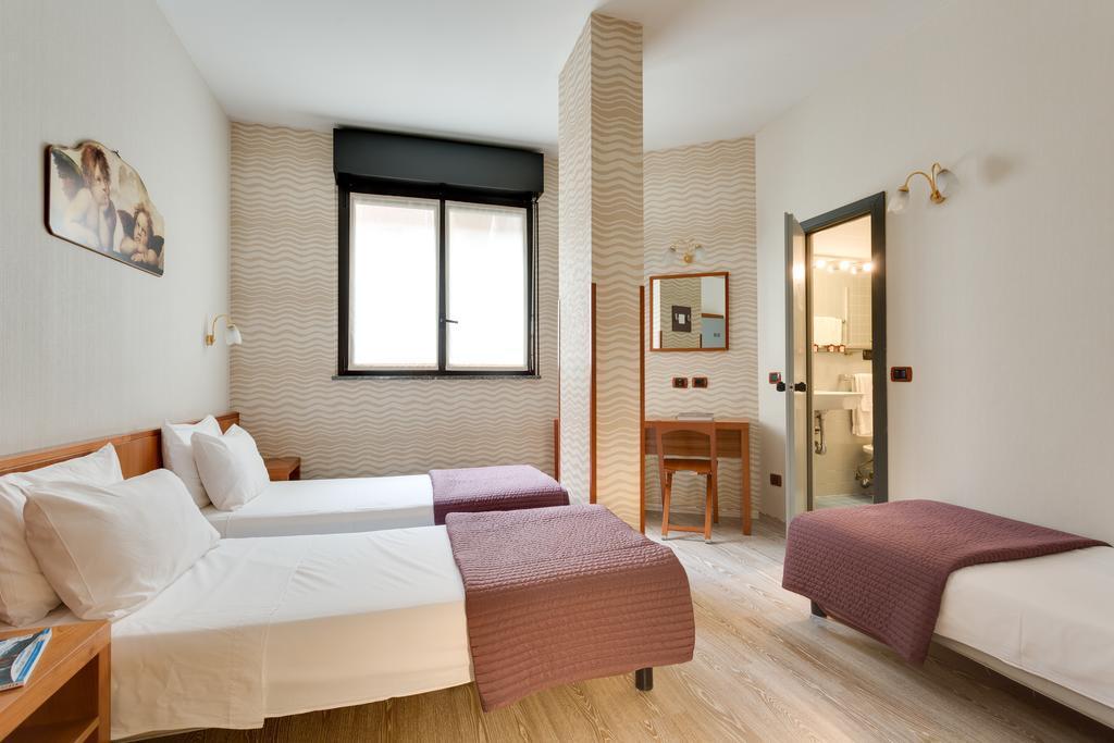 Hotel Roxy Milan Luaran gambar