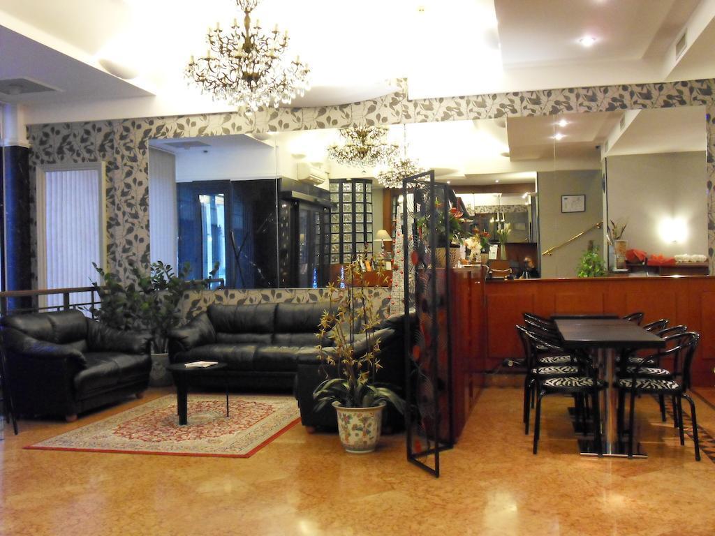 Hotel Roxy Milan Luaran gambar
