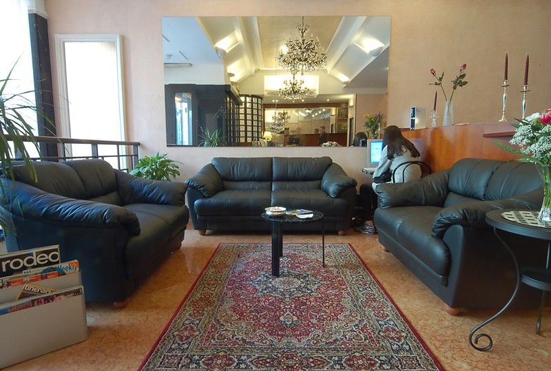 Hotel Roxy Milan Luaran gambar